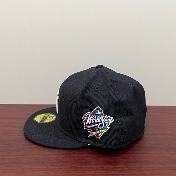 New Era, 59Fifty Fitted Hat, New York Yankees, 1998 World Series, Blue - Picture 3 of 10